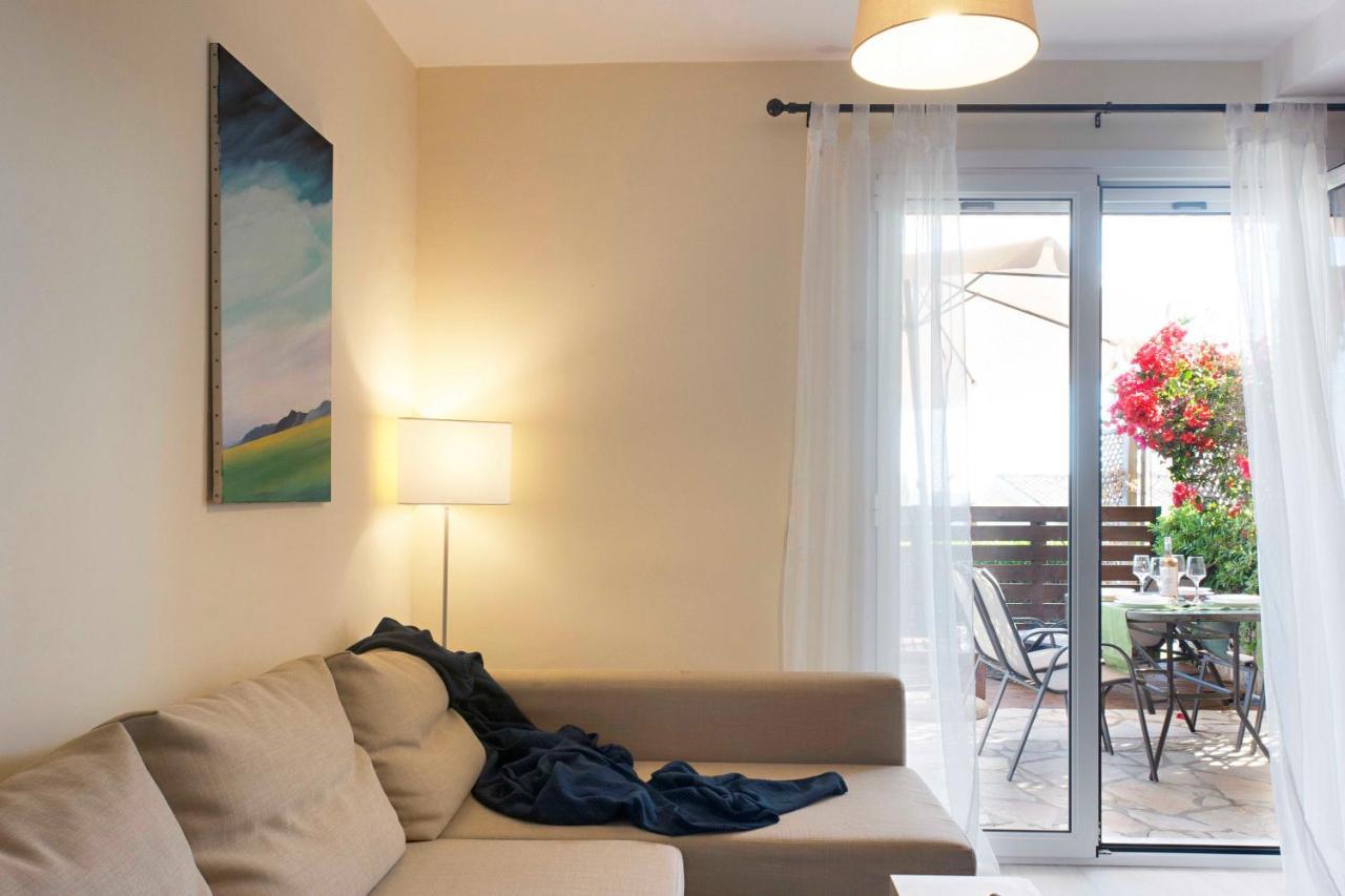 Ammos Beach House Глифада Экстерьер фото